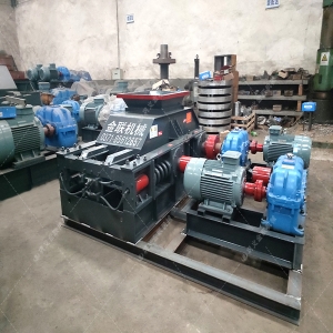 中小型直连式对辊麻豆AV无码发货两台 发往河南