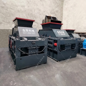 半自动2PG1200x800大型液压对辊麻豆AV无码发往河南郑州