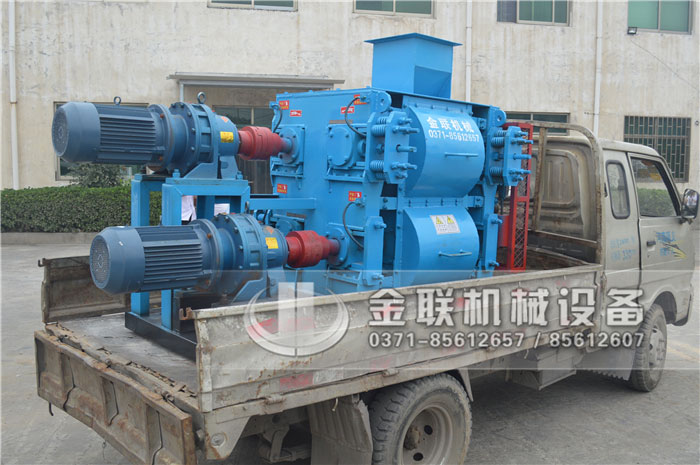 大型四辊制沙机可以处理不同硬度的物料吗？