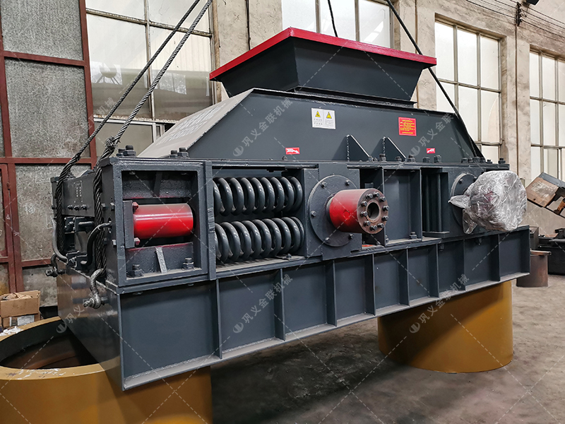 2PG1200x800弹簧式对辊麻豆AV无码发往湖北武汉