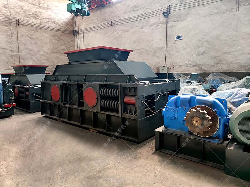 2PG1200x800型半自动液压对辊麻豆AV无码发往四川