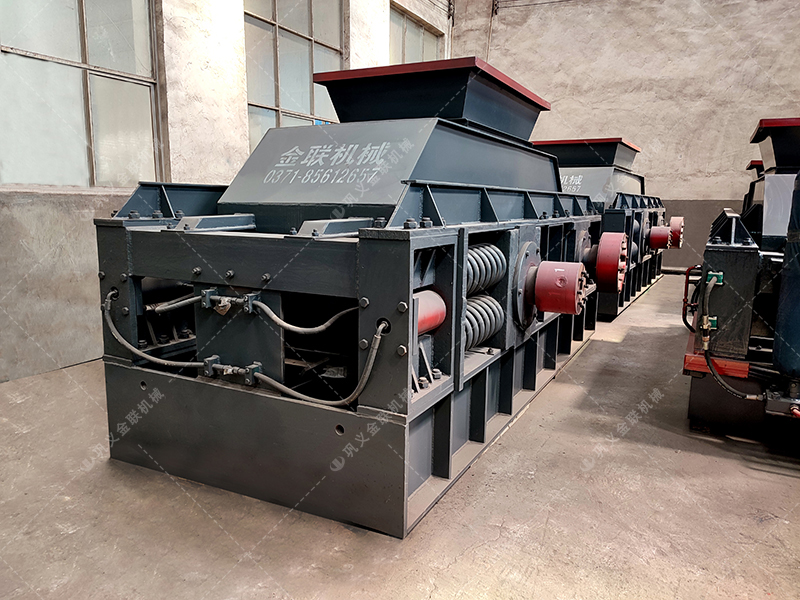 2PG1200x800型半自动液压对辊麻豆AV无码发往四川