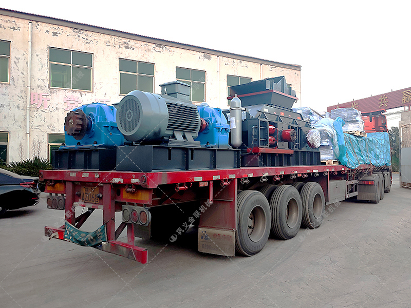 在挑选白云石对辊麻豆AV无码生产厂家时，该考虑哪些因素呢？