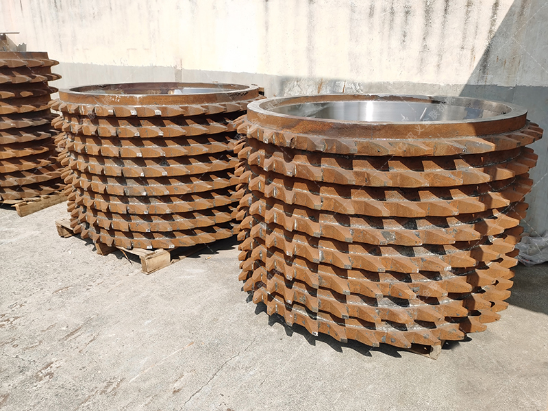 建筑垃圾资源化率要达60%，双齿辊麻豆AV无码是不是必要选项？